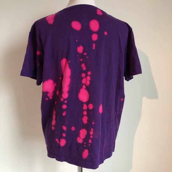 NCAA East Carolina University Purple Bleached Dye Pink Graphic Tee, size XL Jr. - Picture 5 of 15